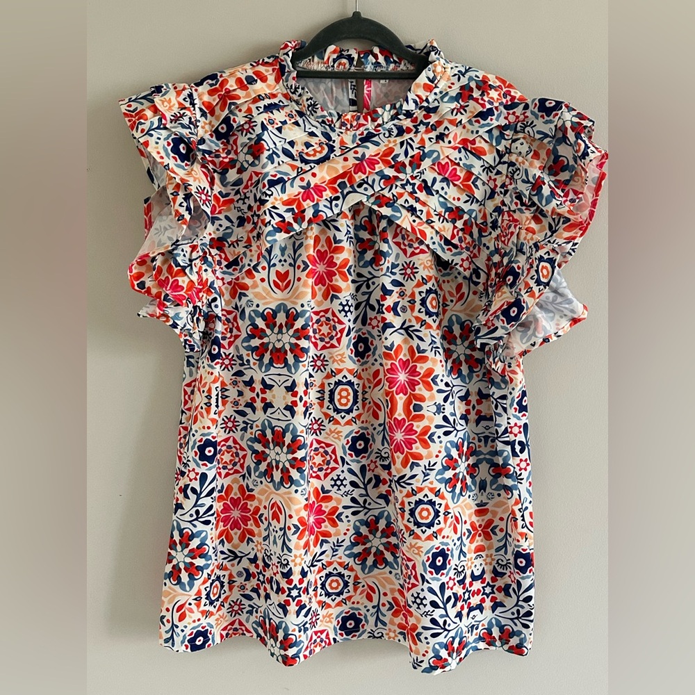 Floral Ruffle Sleeve Top size L